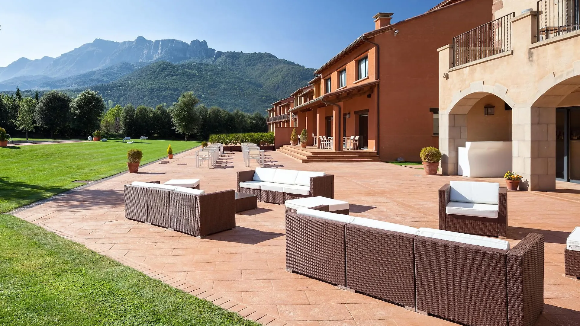 Hotel Vall De Bas Joanetes 4*,