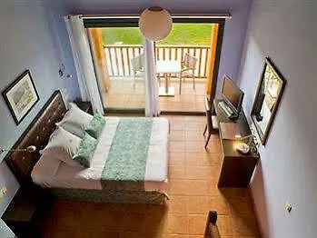 Hotel Vall De Bas Joanetes Spain
